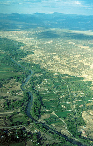 Figure 01: Aerial photograph of the Acequia de Alcalde.